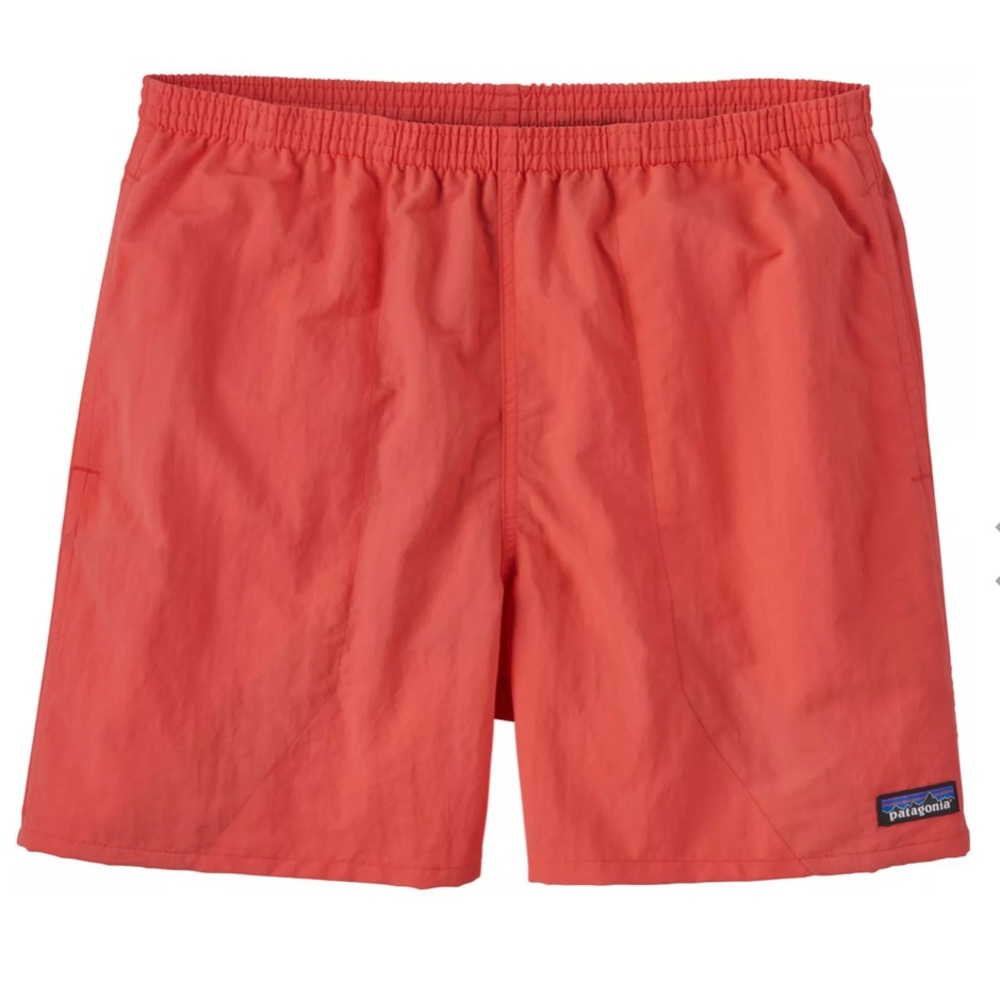 Patagonia Men’s “5 inch Baggie shorts - Coral Size Medium NWT